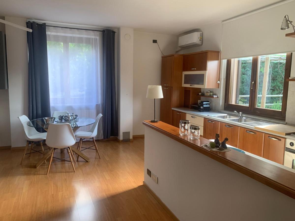 Agriturismo Bottega Di Rosanna Castagnole delle Lanze ภายนอก รูปภาพ