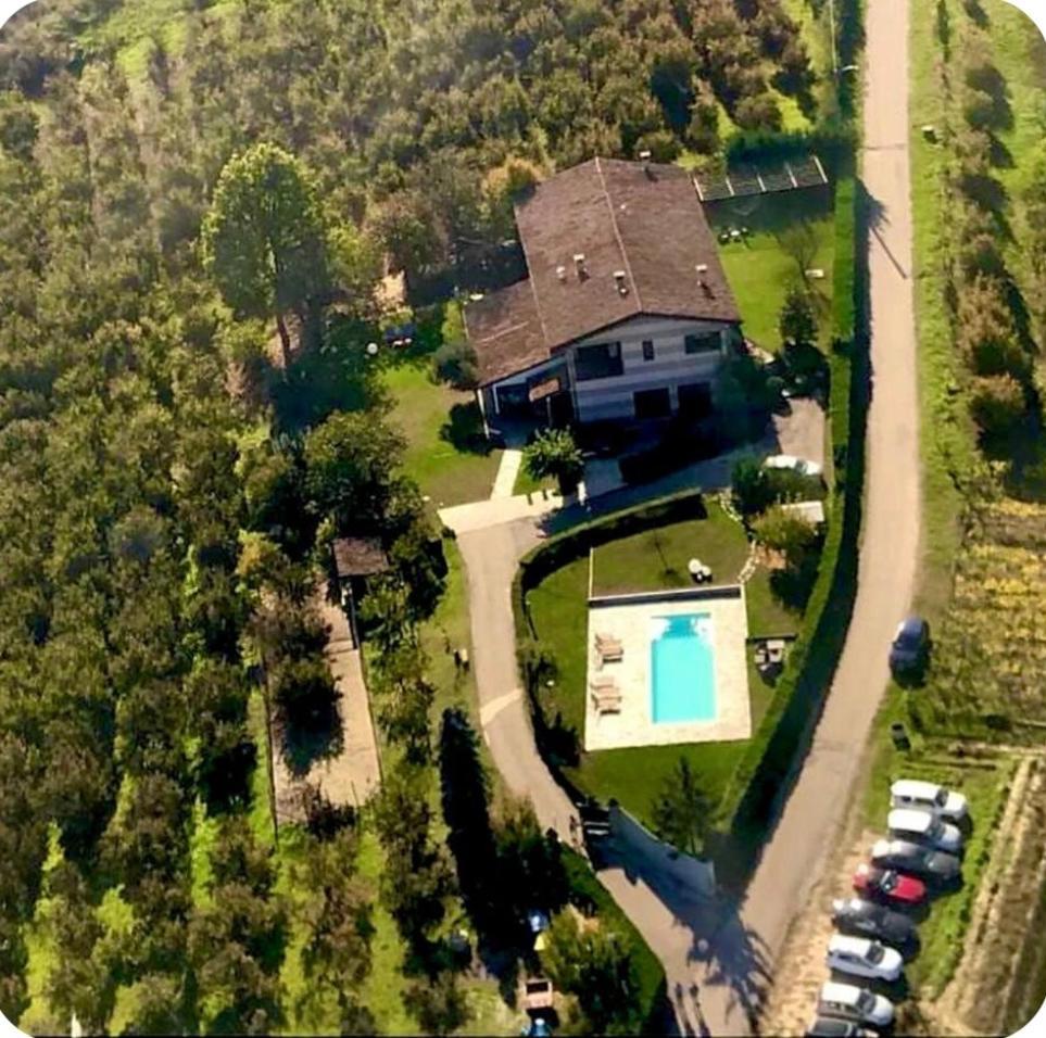 Agriturismo Bottega Di Rosanna Castagnole delle Lanze ภายนอก รูปภาพ